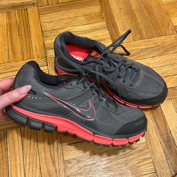 nike pegasus 27 gtx